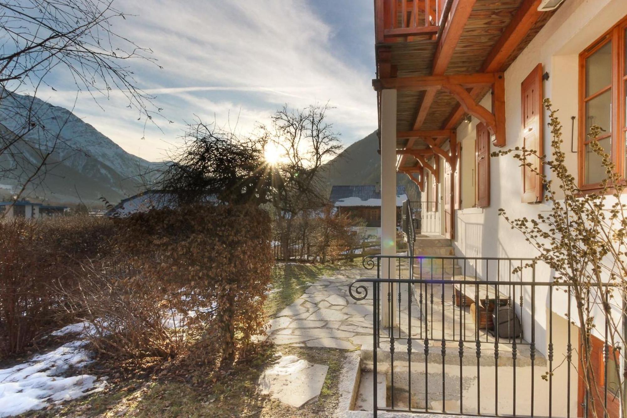 Appartement Les Alpins - Centre De Chamonix - Renove Avec Jardin Et Vue Imprenable Sur Le Montblanc Extérieur photo