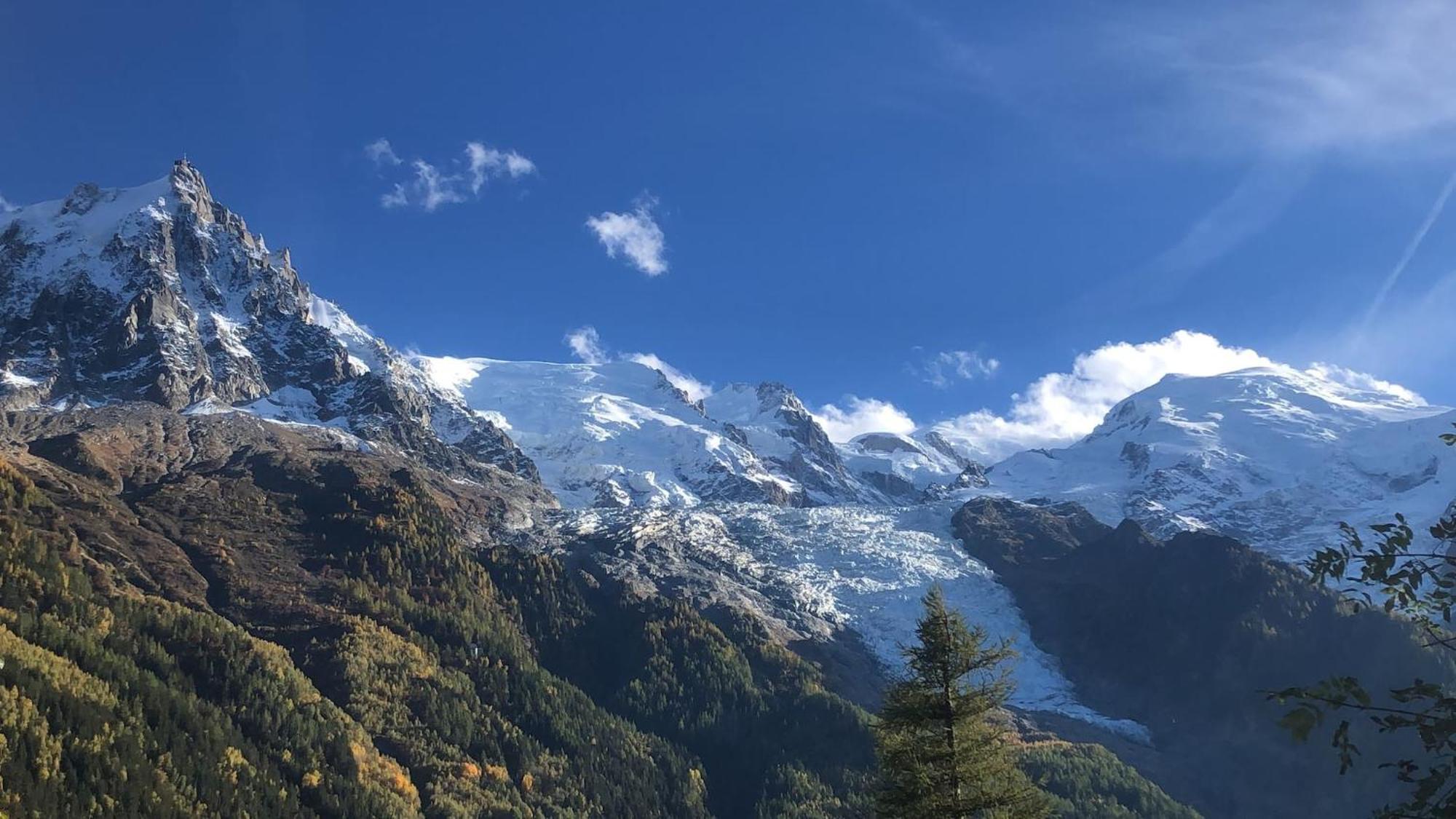Appartement Les Alpins - Centre De Chamonix - Renove Avec Jardin Et Vue Imprenable Sur Le Montblanc Extérieur photo