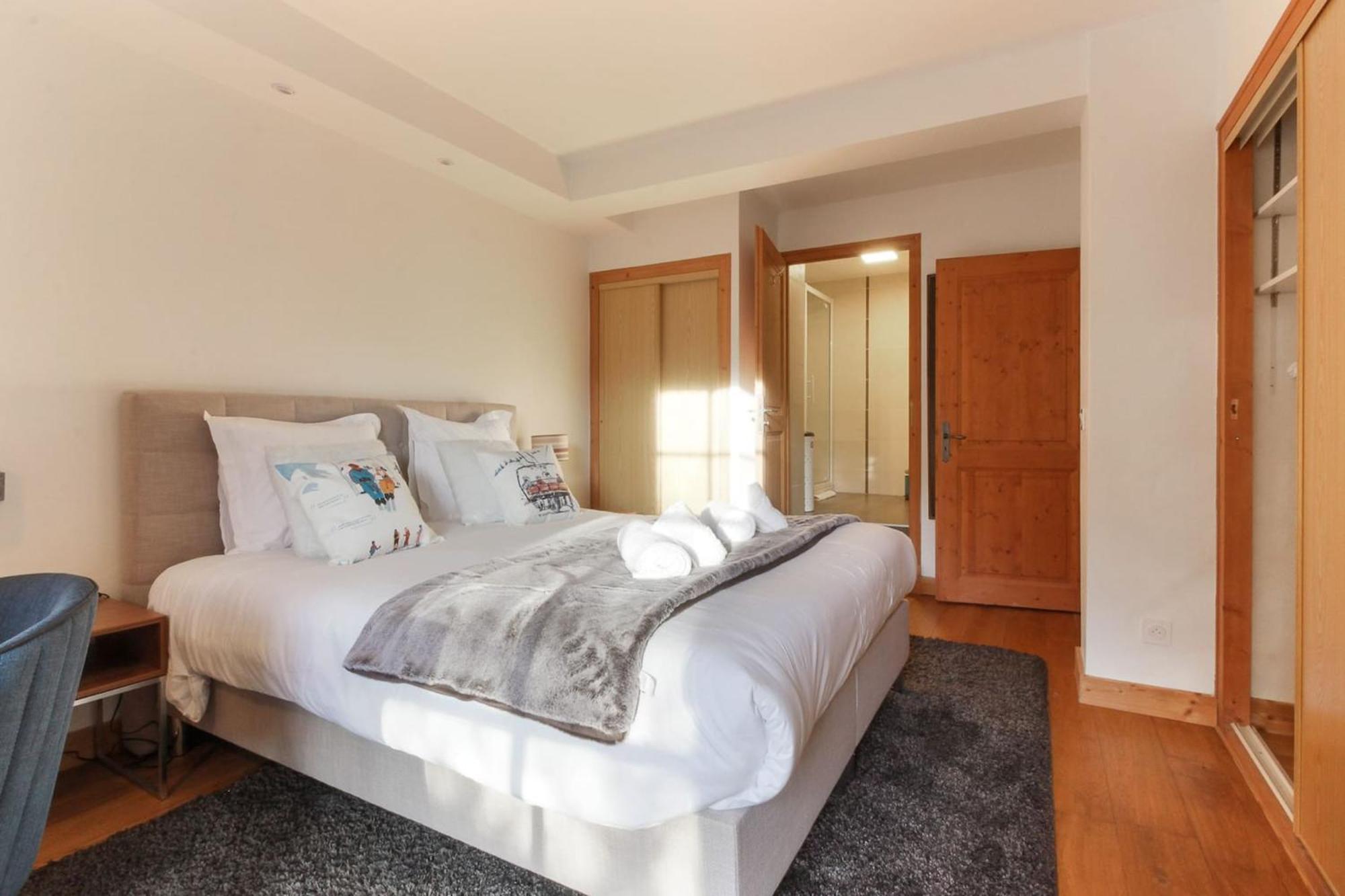 Appartement Les Alpins - Centre De Chamonix - Renove Avec Jardin Et Vue Imprenable Sur Le Montblanc Extérieur photo